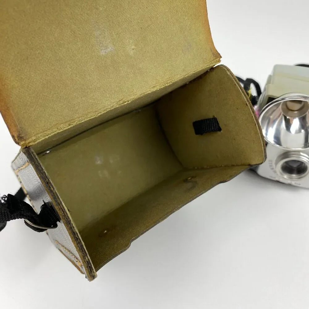 VTG Kodak Brownie STARMITE CAMERA 1960s Collectible Decor Gift UNTESTED AS-IS
